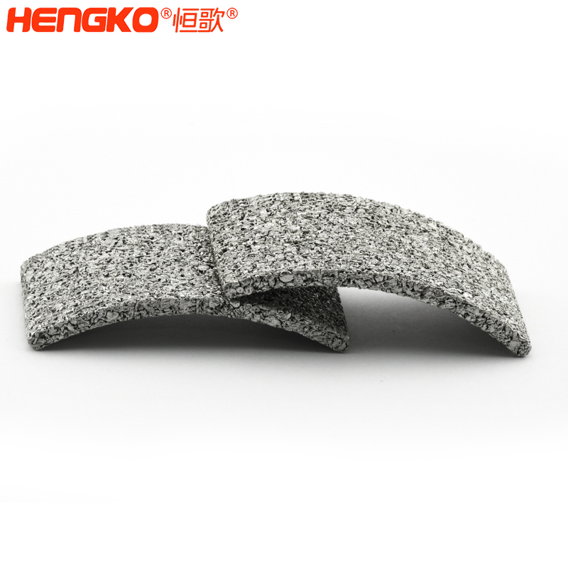 廠家定制生產高精度耐高溫防腐蝕過濾片_不銹鋼粉末燒結過濾板 Featured Image